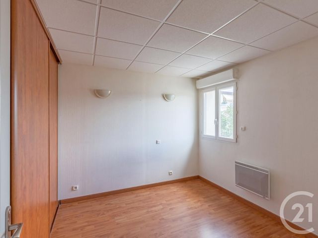 Afficher la photo en grand Appartement F3 à vendre - 4 pièces - 64.0 m2 - ALBI - 81 - MIDI-PYRENEES - Century 21 Agence Sainte-Cécile