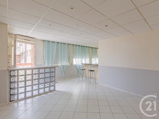 Afficher la photo en grand Appartement F3 à vendre - 4 pièces - 64.0 m2 - ALBI - 81 - MIDI-PYRENEES - Century 21 Agence Sainte-Cécile