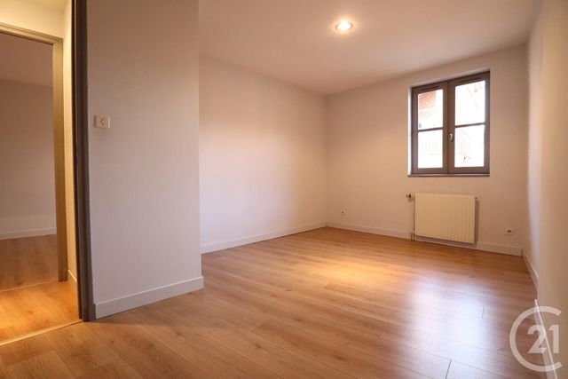 Appartement F4 à vendre - 4 pièces - 95.21 m2 - ALBI - 81 - MIDI-PYRENEES - Century 21 Agence Sainte-Cécile Appartement F4 à vendre - 4 pièces - 95.21 m2 - ALBI - 81 - MIDI-PYRENEES - Century 21 Agence Sainte-Cécile