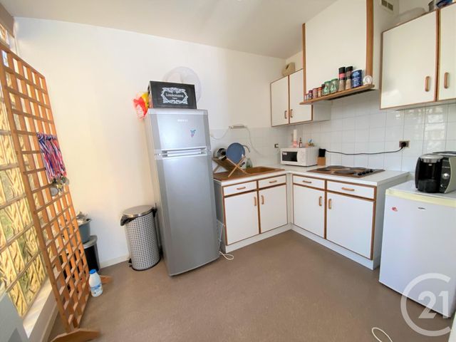Afficher la photo en grand Appartement T1 à louer - 1 pièce - 32.54 m2 - ALBI - 81 - MIDI-PYRENEES - Century 21 Agence Sainte-Cécile