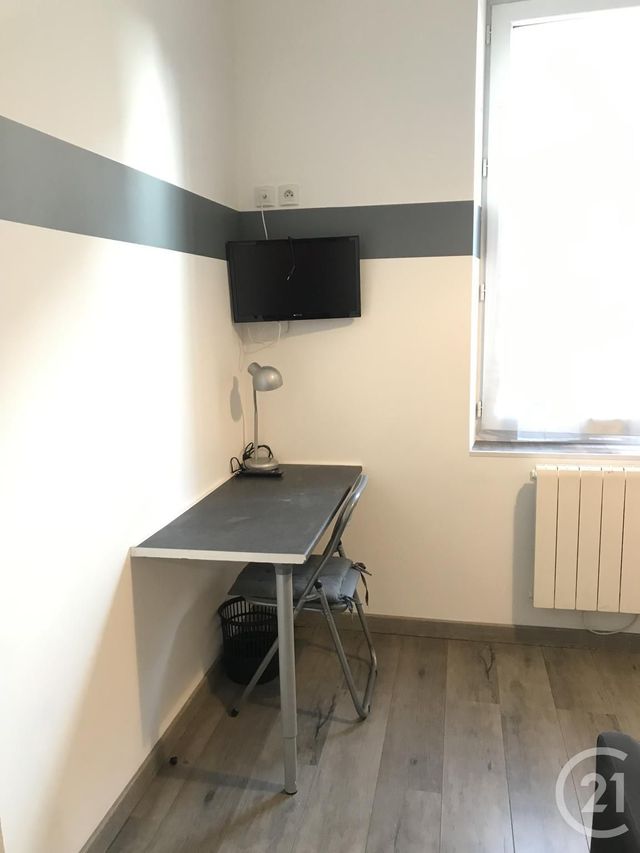 Appartement F1 à louer - 1 pièce - 20.0 m2 - ALBI - 81 - MIDI-PYRENEES - Century 21 Agence Sainte-Cécile Appartement F1 à louer - 1 pièce - 20.0 m2 - ALBI - 81 - MIDI-PYRENEES - Century 21 Agence Sainte-Cécile