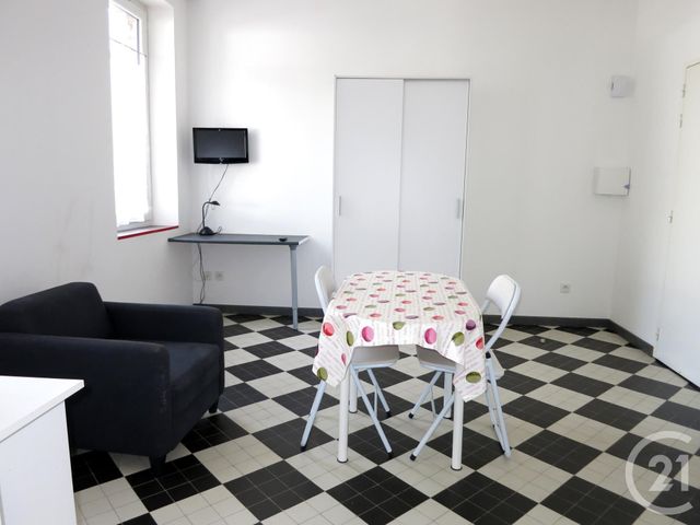 Studio à louer - 1 pièce - 24.31 m2 - ALBI - 81 - MIDI-PYRENEES - Century 21 Agence Sainte-Cécile Studio à louer - 1 pièce - 24.31 m2 - ALBI - 81 - MIDI-PYRENEES - Century 21 Agence Sainte-Cécile