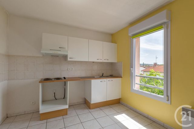 Afficher la photo en grand Appartement F3 à vendre - 3 pièces - 64.0 m2 - ALBI - 81 - MIDI-PYRENEES - Century 21 Agence Sainte-Cécile