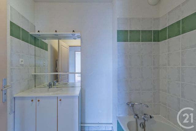 Afficher la photo en grand Appartement F3 à vendre - 3 pièces - 64.0 m2 - ALBI - 81 - MIDI-PYRENEES - Century 21 Agence Sainte-Cécile