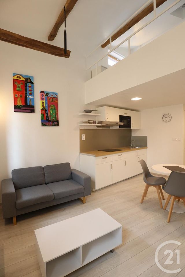 Appartement T2 à louer - 2 pièces - 38.62 m2 - ALBI - 81 - MIDI-PYRENEES - Century 21 Agence Sainte-Cécile Appartement T2 à louer - 2 pièces - 38.62 m2 - ALBI - 81 - MIDI-PYRENEES - Century 21 Agence Sainte-Cécile