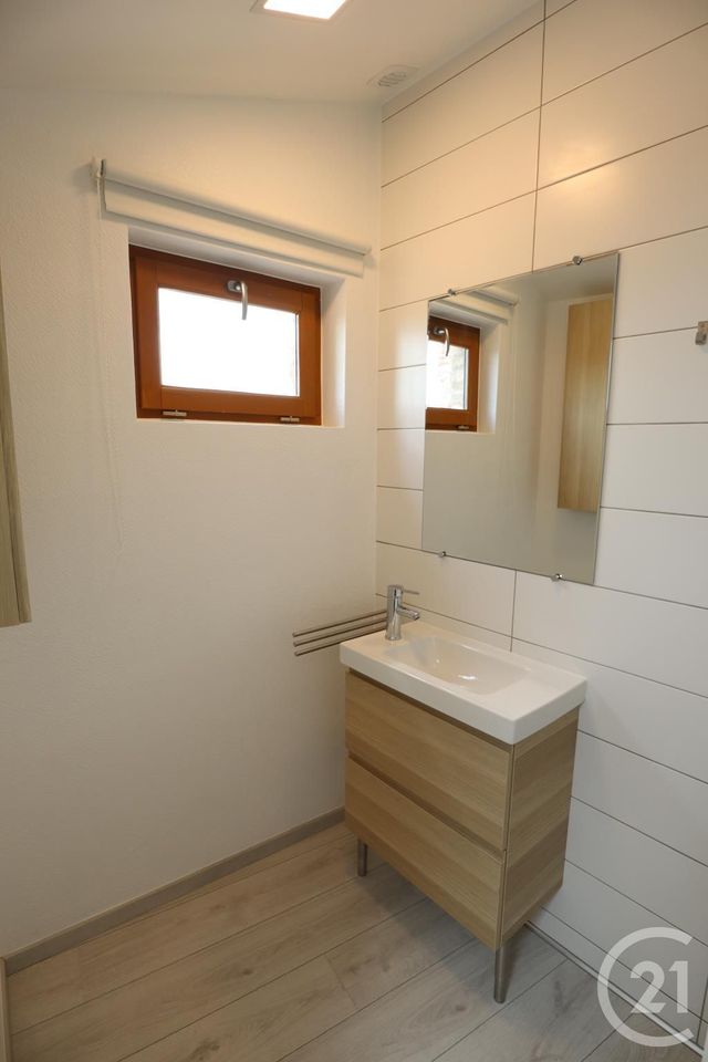 Appartement T2 à louer - 2 pièces - 38.62 m2 - ALBI - 81 - MIDI-PYRENEES - Century 21 Agence Sainte-Cécile Appartement T2 à louer - 2 pièces - 38.62 m2 - ALBI - 81 - MIDI-PYRENEES - Century 21 Agence Sainte-Cécile