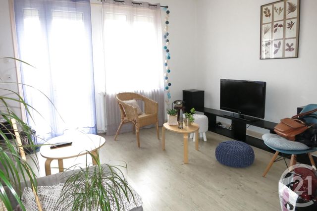 Afficher la photo en grand Appartement F3 à louer - 3 pièces - 78.03 m2 - ALBI - 81 - MIDI-PYRENEES - Century 21 Agence Sainte-Cécile