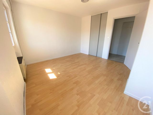 Afficher la photo en grand appartement à louer - 4 pièces - 86.93 m2 - ALBI - 81 - MIDI-PYRENEES - Century 21 Agence Sainte-Cécile