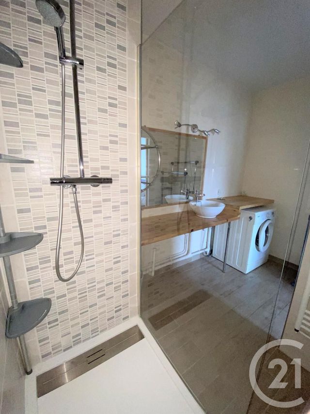 Afficher la photo en grand Appartement T2 à louer - 2 pièces - 40.37 m2 - ALBI - 81 - MIDI-PYRENEES - Century 21 Agence Sainte-Cécile