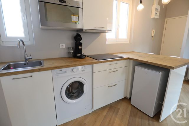 Afficher la photo en grand Appartement T2 à louer - 2 pièces - 36.75 m2 - ALBI - 81 - MIDI-PYRENEES - Century 21 Agence Sainte-Cécile