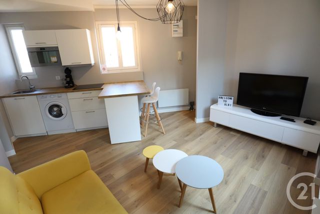 Afficher la photo en grand Appartement T2 à louer - 2 pièces - 36.75 m2 - ALBI - 81 - MIDI-PYRENEES - Century 21 Agence Sainte-Cécile