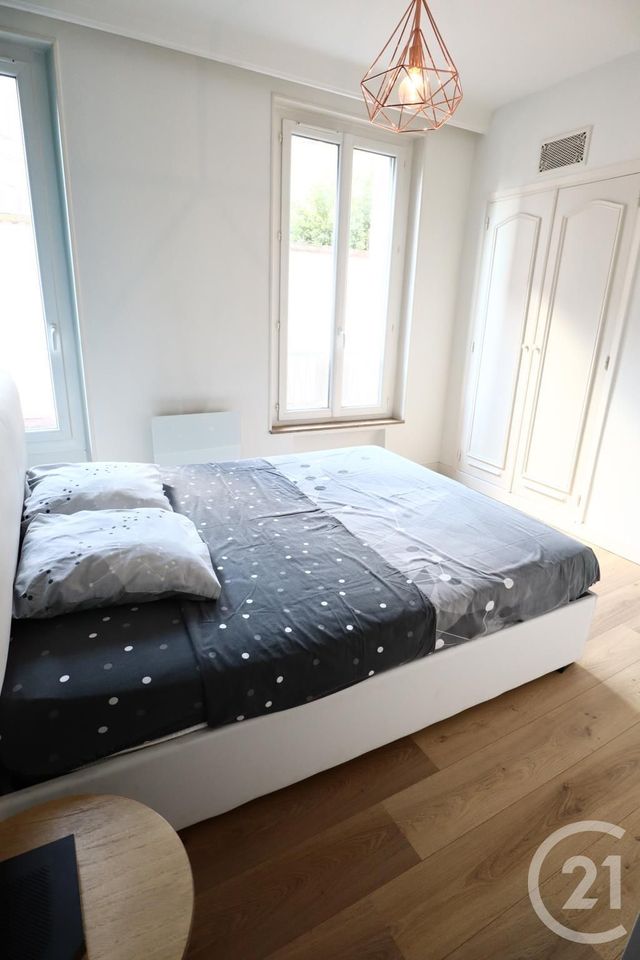 Afficher la photo en grand Appartement T2 à louer - 2 pièces - 36.75 m2 - ALBI - 81 - MIDI-PYRENEES - Century 21 Agence Sainte-Cécile