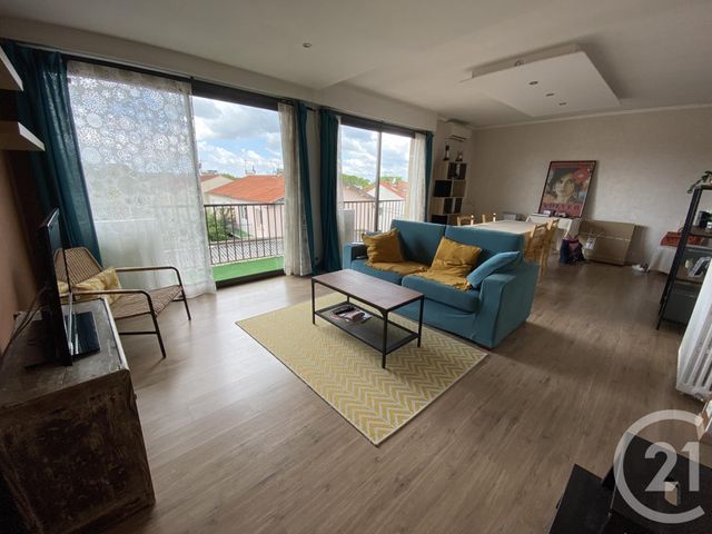 Afficher la photo en grand Appartement T4 à louer - 4 pièces - 91.97 m2 - ALBI - 81 - MIDI-PYRENEES - Century 21 Agence Sainte-Cécile