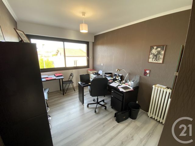 Afficher la photo en grand Appartement T4 à louer - 4 pièces - 91.97 m2 - ALBI - 81 - MIDI-PYRENEES - Century 21 Agence Sainte-Cécile