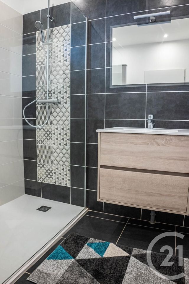 Afficher la photo en grand Appartement T4 à louer - 4 pièces - 65.0 m2 - ALBI - 81 - MIDI-PYRENEES - Century 21 Agence Sainte-Cécile