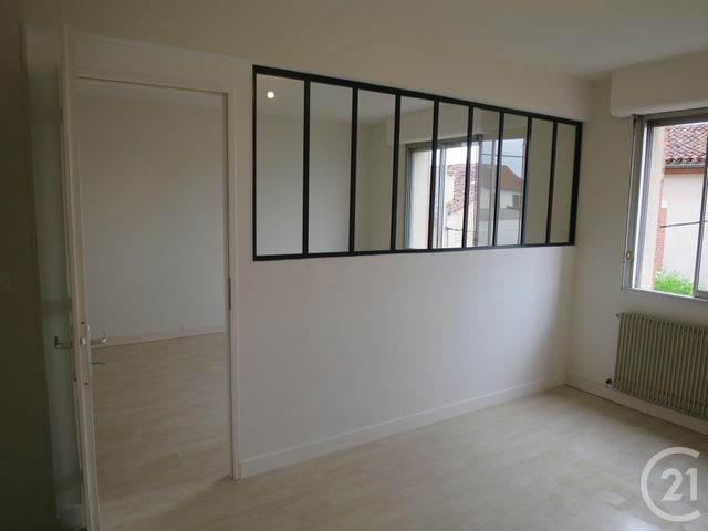 Afficher la photo en grand Appartement T1 à louer - 1 pièce - 35.46 m2 - ALBI - 81 - MIDI-PYRENEES - Century 21 Agence Sainte-Cécile