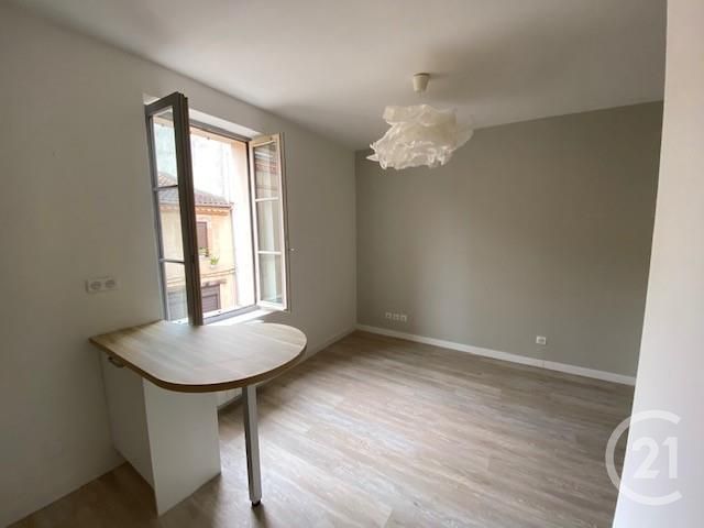 Appartement T1 à louer - 1 pièce - 23.0 m2 - ALBI - 81 - MIDI-PYRENEES - Century 21 Agence Sainte-Cécile