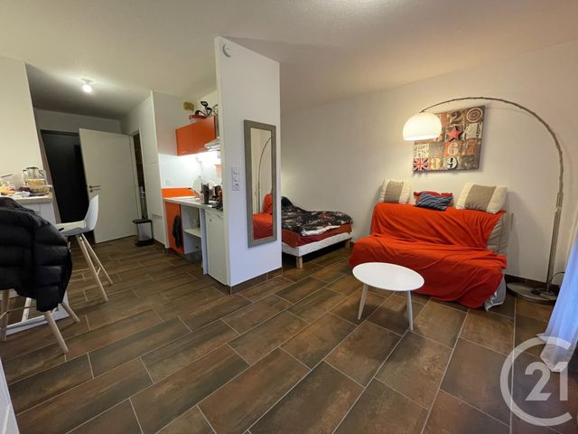 Appartement T1 à louer - 1 pièce - 27.0 m2 - ALBI - 81 - MIDI-PYRENEES - Century 21 Agence Sainte-Cécile