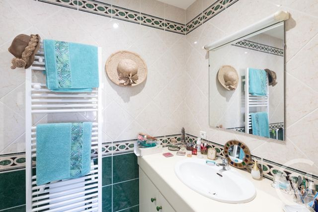 Appartement T3 à vendre - 3 pièces - 109.85 m2 - ALBI - 81 - MIDI-PYRENEES - Century 21 Agence Sainte-Cécile