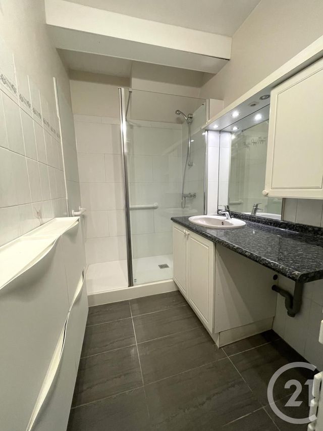 Appartement à louer - 2 pièces - 51.0 m2 - ALBI - 81 - MIDI-PYRENEES - Century 21 Agence Sainte-Cécile