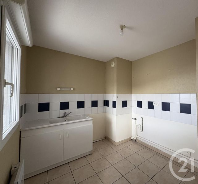 Appartement F3 à vendre - 3 pièces - 65.8 m2 - ST JUERY - 81 - MIDI-PYRENEES - Century 21 Agence Sainte-Cécile