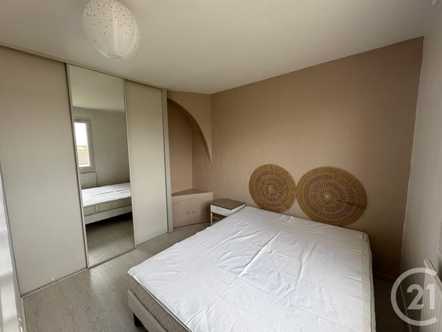 Appartement T3 à louer - 3 pièces - 67.76 m2 - ALBI - 81 - MIDI-PYRENEES - Century 21 Agence Sainte-Cécile