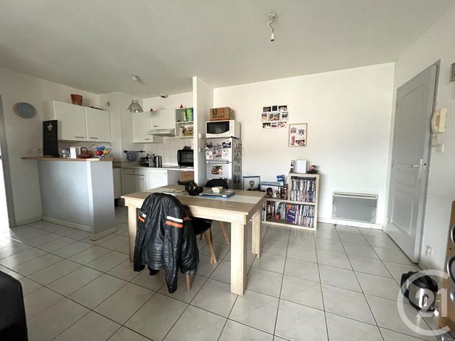 Appartement T3 à louer - 3 pièces - 58.0 m2 - ALBI - 81 - MIDI-PYRENEES - Century 21 Agence Sainte-Cécile