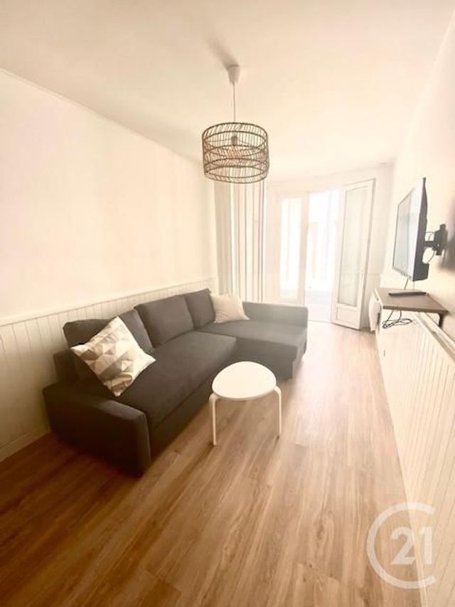 Appartement T1 à louer - 1 pièce - 21.0 m2 - ALBI - 81 - MIDI-PYRENEES - Century 21 Agence Sainte-Cécile