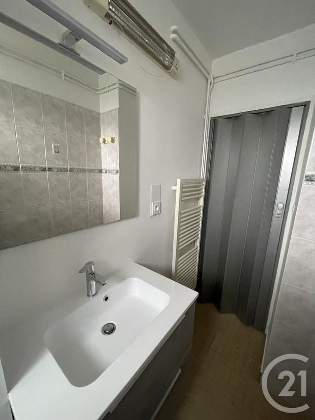 Appartement F3 à louer - 3 pièces - 66.0 m2 - ALBI - 81 - MIDI-PYRENEES - Century 21 Agence Sainte-Cécile