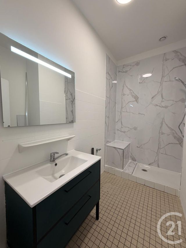 Appartement T2 à louer - 2 pièces - 46.0 m2 - ALBI - 81 - MIDI-PYRENEES - Century 21 Agence Sainte-Cécile