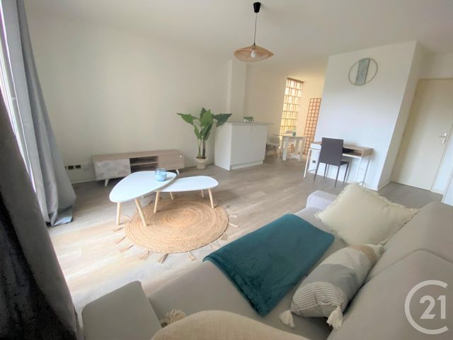 Appartement T1 à louer - 1 pièce - 35.0 m2 - ALBI - 81 - MIDI-PYRENEES - Century 21 Agence Sainte-Cécile