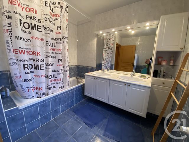 maison à louer - 6 pièces - 198.0 m2 - LESCURE D ALBIGEOIS - 81 - MIDI-PYRENEES - Century 21 Agence Sainte-Cécile