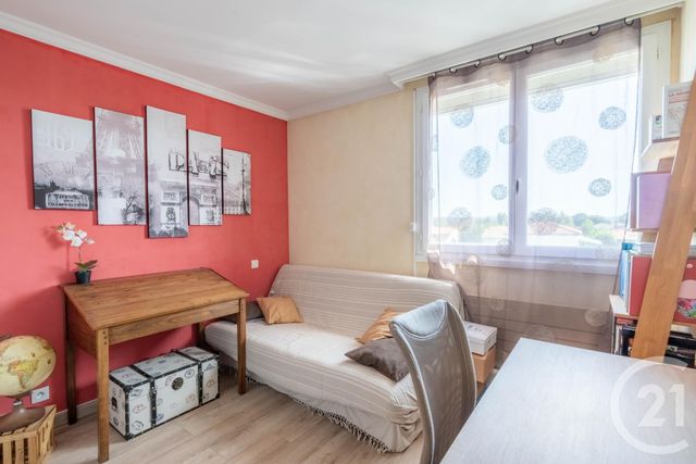 Appartement T3 à vendre - 4 pièces - 55.59 m2 - ALBI - 81 - MIDI-PYRENEES - Century 21 Agence Sainte-Cécile