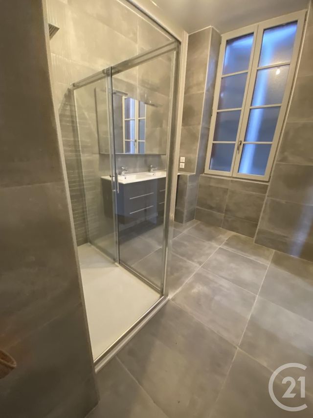Appartement T3 à louer - 3 pièces - 82.0 m2 - ALBI - 81 - MIDI-PYRENEES - Century 21 Agence Sainte-Cécile