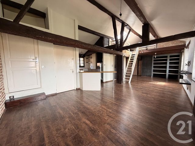 Appartement Loft à louer - 2 pièces - 60.0 m2 - ALBI - 81 - MIDI-PYRENEES - Century 21 Agence Sainte-Cécile