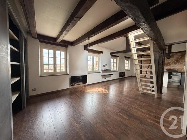 Appartement Loft à louer - 2 pièces - 60.0 m2 - ALBI - 81 - MIDI-PYRENEES - Century 21 Agence Sainte-Cécile