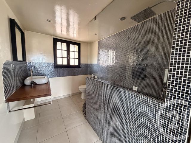 Appartement Loft à louer - 2 pièces - 60.0 m2 - ALBI - 81 - MIDI-PYRENEES - Century 21 Agence Sainte-Cécile