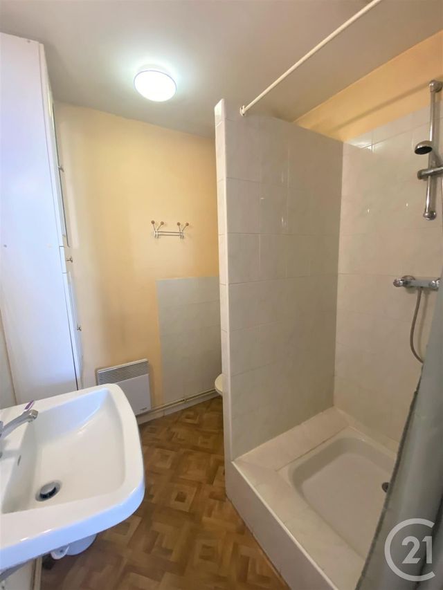 Appartement T1 à louer - 1 pièce - 24.0 m2 - ALBI - 81 - MIDI-PYRENEES - Century 21 Agence Sainte-Cécile