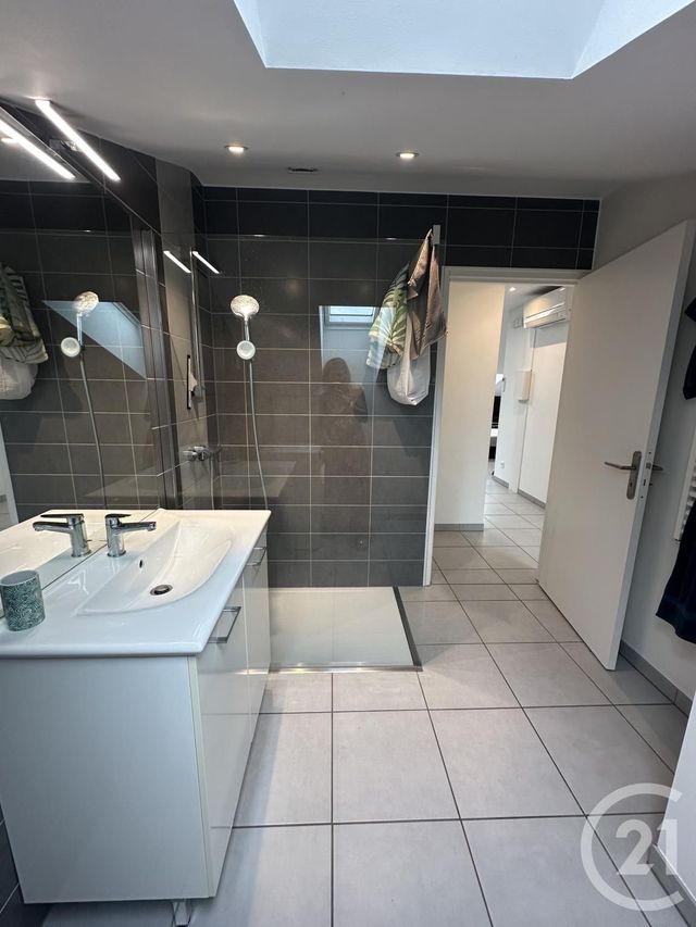 Appartement T2 à louer - 2 pièces - 42.0 m2 - ALBI - 81 - MIDI-PYRENEES - Century 21 Agence Sainte-Cécile