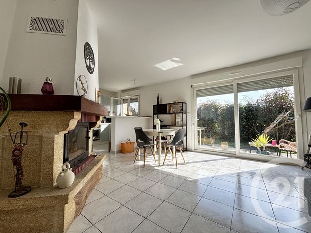 Appartement T3 à vendre - 3 pièces - 65.21 m2 - ALBI - 81 - MIDI-PYRENEES - Century 21 Agence Sainte-Cécile