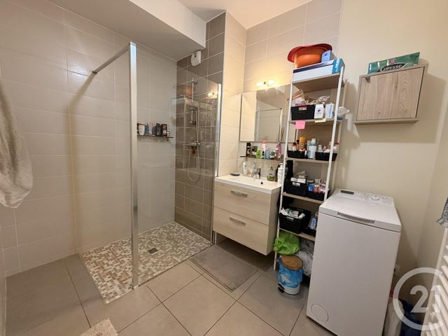 Appartement T3 à louer - 3 pièces - 61.96 m2 - ALBI - 81 - MIDI-PYRENEES - Century 21 Agence Sainte-Cécile
