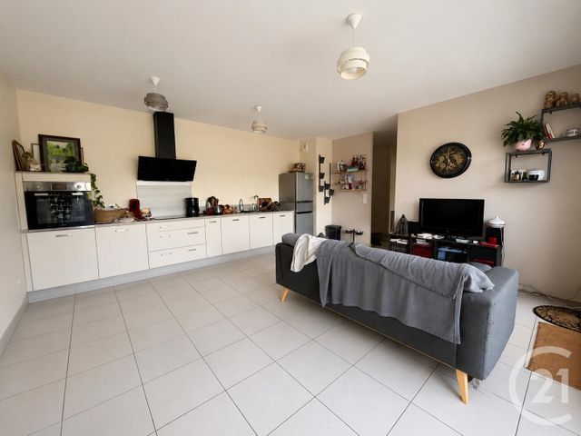 Appartement T3 à louer - 3 pièces - 61.96 m2 - ALBI - 81 - MIDI-PYRENEES - Century 21 Agence Sainte-Cécile