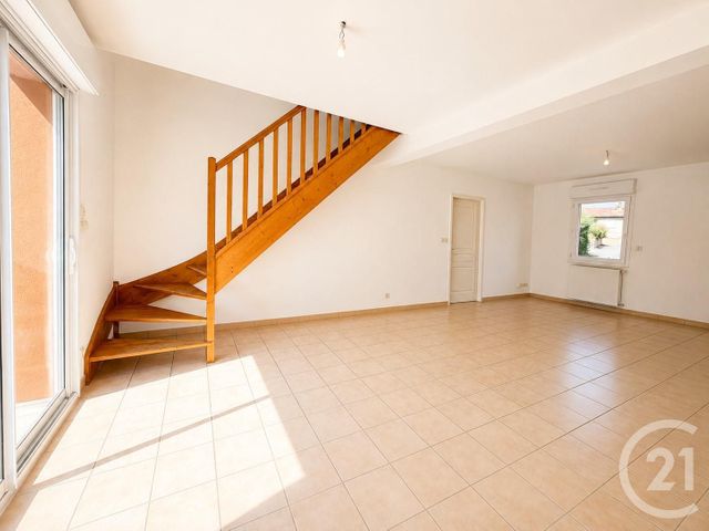 maison à vendre - 6 pièces - 105.6 m2 - LESCURE D ALBIGEOIS - 81 - MIDI-PYRENEES - Century 21 Agence Sainte-Cécile