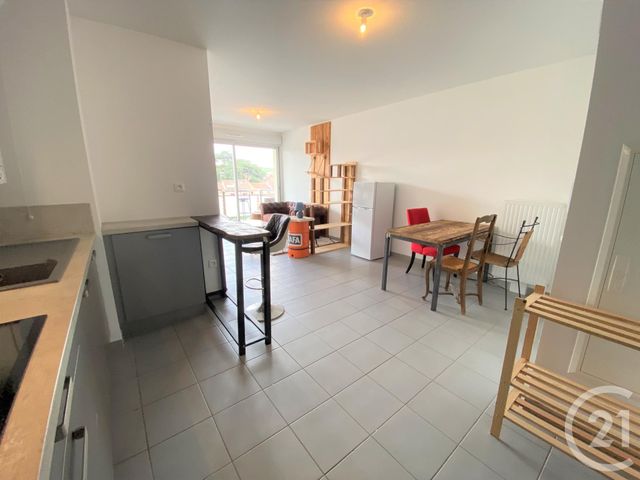 Appartement T2 à louer - 2 pièces - 40.03 m2 - ALBI - 81 - MIDI-PYRENEES - Century 21 Agence Sainte-Cécile