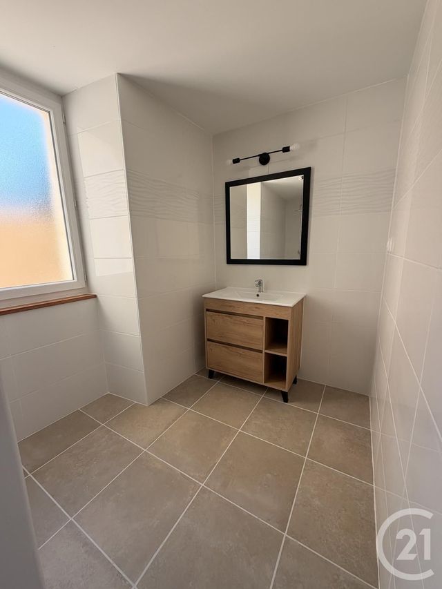 maison à louer - 5 pièces - 162.0 m2 - LABASTIDE GABAUSSE - 81 - MIDI-PYRENEES - Century 21 Agence Sainte-Cécile