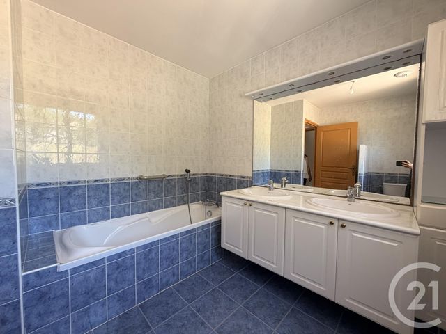 maison à louer - 6 pièces - 198.0 m2 - LESCURE D ALBIGEOIS - 81 - MIDI-PYRENEES - Century 21 Agence Sainte-Cécile