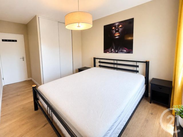 Appartement T4 à louer - 4 pièces - 93.3 m2 - ALBI - 81 - MIDI-PYRENEES - Century 21 Agence Sainte-Cécile