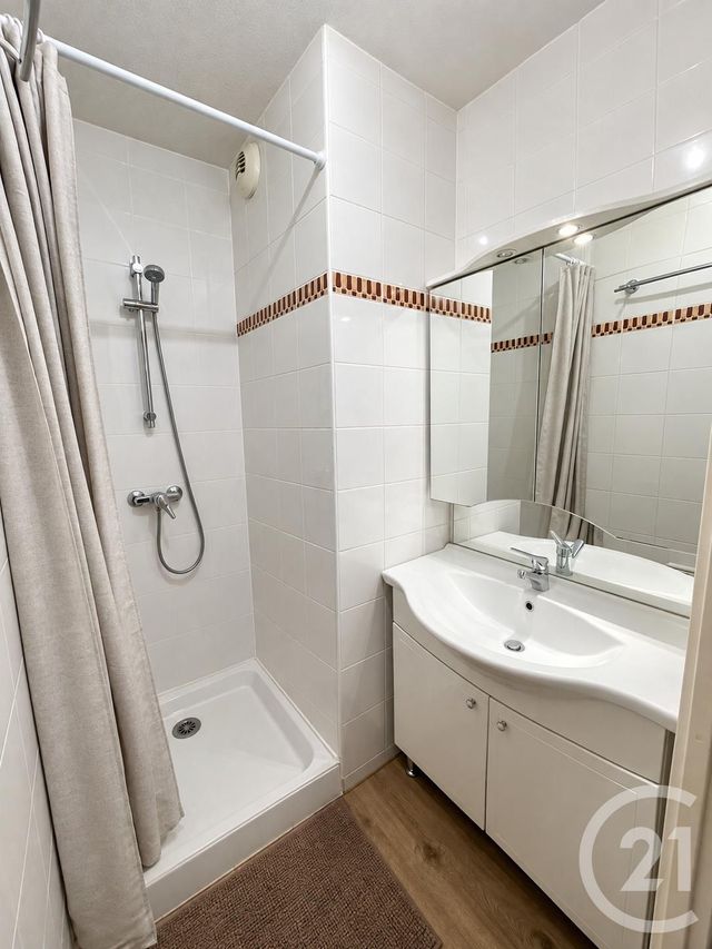 Appartement T4 à louer - 4 pièces - 93.3 m2 - ALBI - 81 - MIDI-PYRENEES - Century 21 Agence Sainte-Cécile